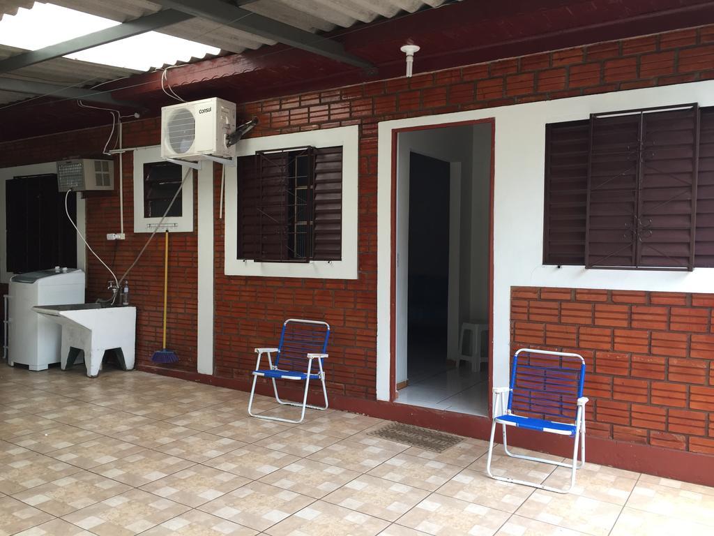 Вилла Casa Ferias Foz Фос-ду-Игуасу Экстерьер фото
